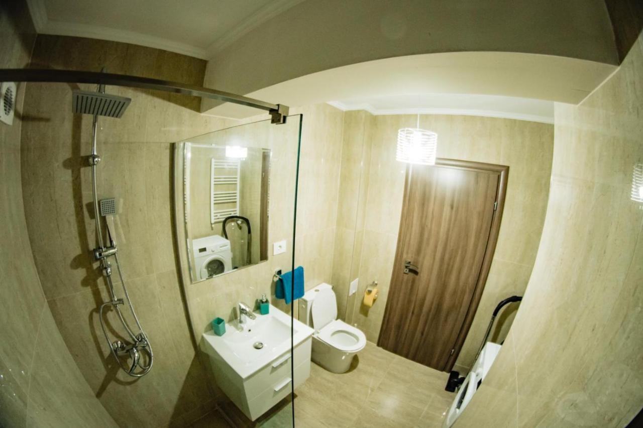 Apartment Gabriela'S Home Oradea Εξωτερικό φωτογραφία